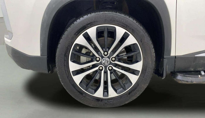 2022 MG HECTOR SHARP 1.5 CVT PETROL DUAL TONE, Petrol, Automatic, 26,273 km, Left Front Wheel