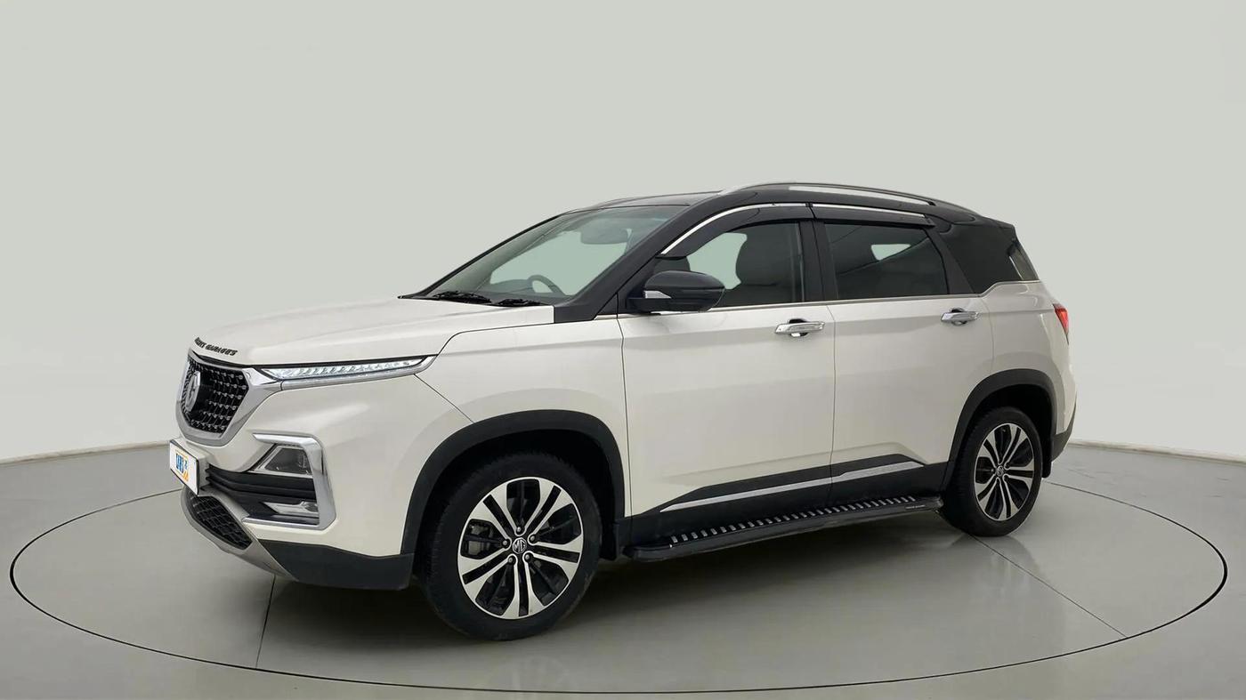 2022 MG HECTOR SHARP 1.5 CVT PETROL DUAL TONE, Petrol, Automatic, 26,386 km, Left Front Diagonal