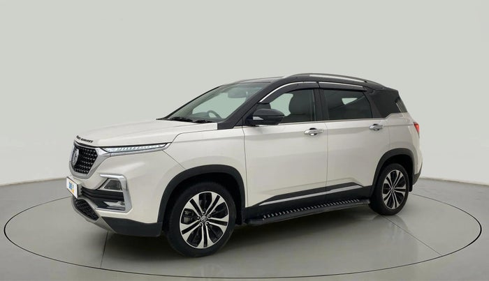 2022 MG HECTOR SHARP 1.5 CVT PETROL DUAL TONE, Petrol, Automatic, 26,273 km, Left Front Diagonal