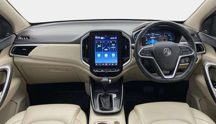 2022 MG HECTOR SHARP 1.5 CVT PETROL DUAL TONE, Petrol, Automatic, 26,273 km, Dashboard