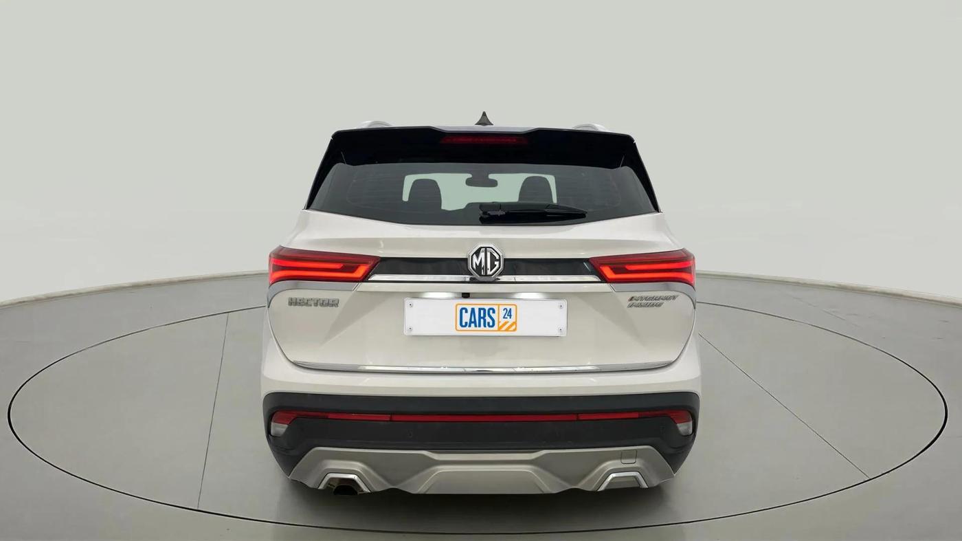 2022 MG HECTOR SHARP 1.5 CVT PETROL DUAL TONE, Petrol, Automatic, 26,386 km, Back/Rear