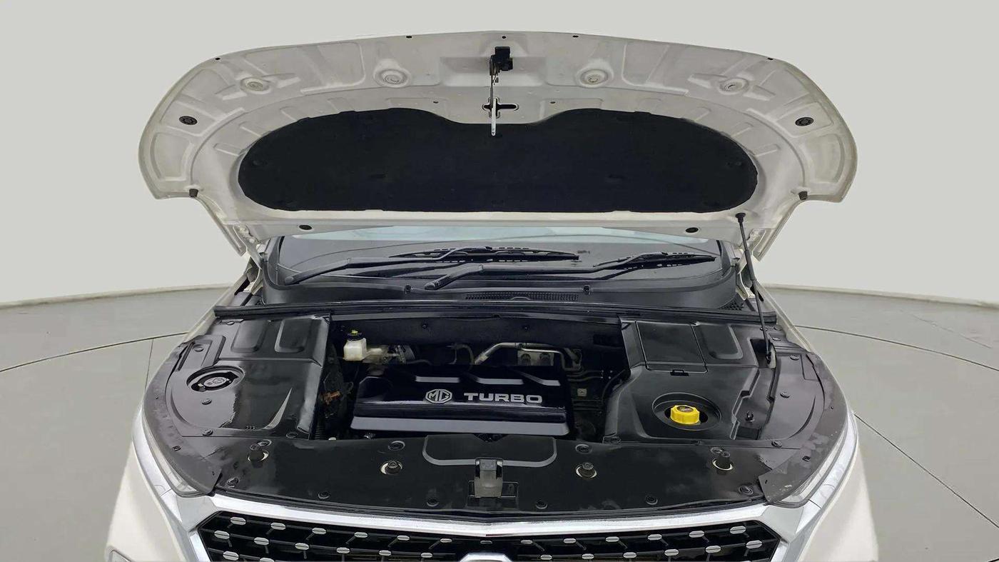 2022 MG HECTOR SHARP 1.5 CVT PETROL DUAL TONE, Petrol, Automatic, 26,386 km, Open Bonet