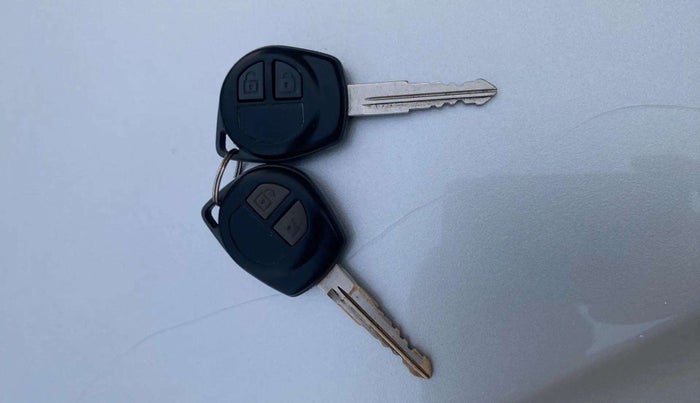 2014 Maruti Wagon R 1.0 VXI, Petrol, Manual, 50,233 km, Key Close Up