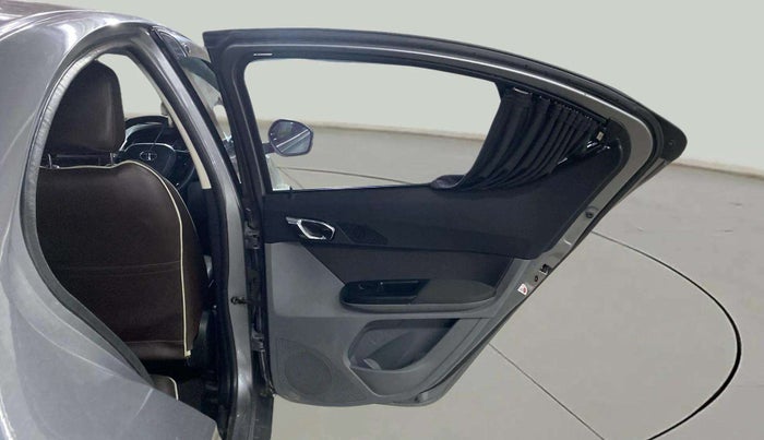 2018 Tata TIGOR XZ (O) PETROL, Petrol, Manual, 30,279 km, RHS Rear Door
