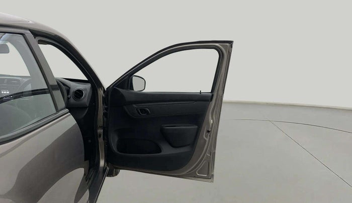 2018 Renault Kwid RXT 0.8, Petrol, Manual, 48,208 km, RHS Front Door