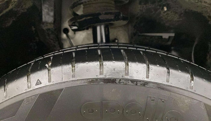 2024 Tata PUNCH CREATIVE  AMT, Petrol, Automatic, 7,826 km, Right Front Tyre Tread
