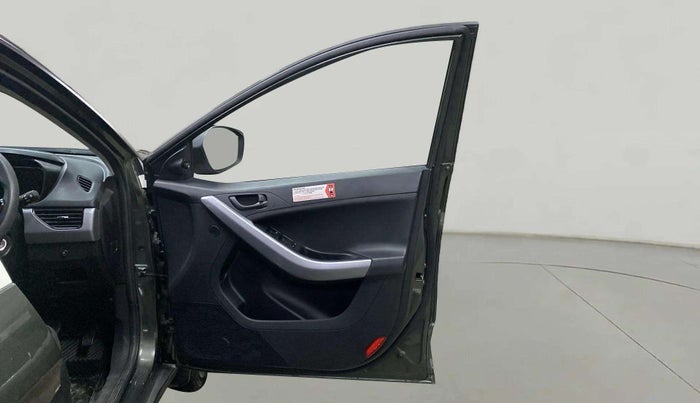2023 Tata NEXON XMA PETROL, Petrol, Automatic, 9,202 km, RHS Front Door