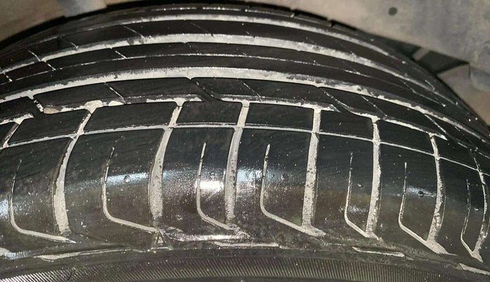 2023 Tata NEXON XMA PETROL, Petrol, Automatic, 9,202 km, Right Rear Tyre Tread