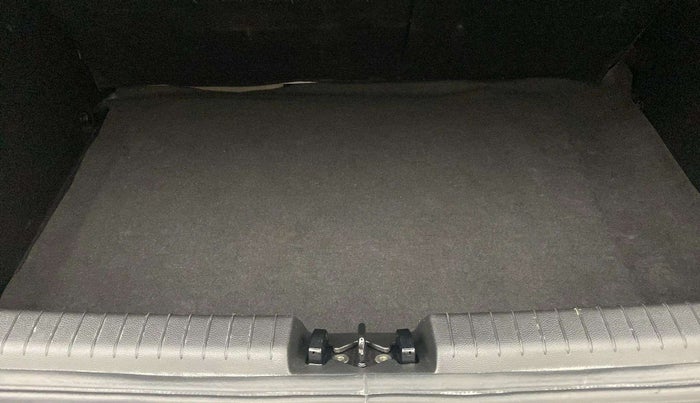2019 Hyundai Elite i20 SPORTZ PLUS 1.2, Petrol, Manual, 67,029 km, Boot Inside