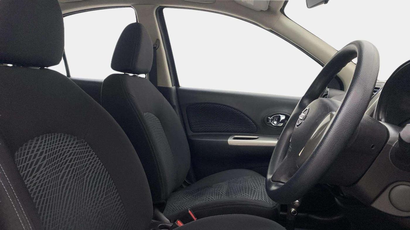 2016 Nissan Micra XV CVT, Petrol, Automatic, 36,666 km, Right Side Front Door Cabin