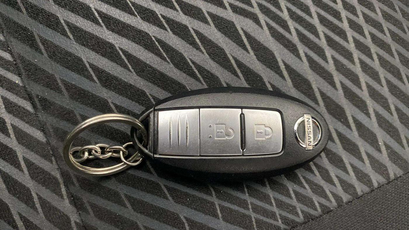 2016 Nissan Micra XV CVT, Petrol, Automatic, 36,666 km, Key Close Up