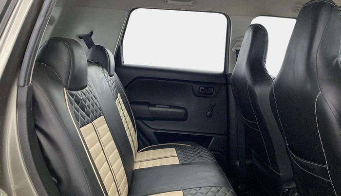 2023 Maruti New Wagon-R LXI 1.0, Petrol, Manual, 28,925 km, Right Side Rear Door Cabin