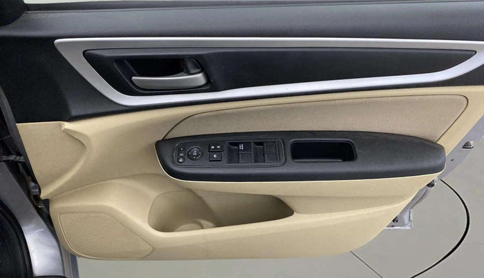 2021 Honda Amaze 1.2L I-VTEC S, Petrol, Manual, 26,775 km, Driver Side Door Panels Control