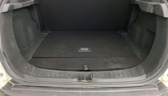 2023 Tata Harrier XT PLUS 2.0L KRYOTEC, Diesel, Manual, 64,968 km, Boot Inside
