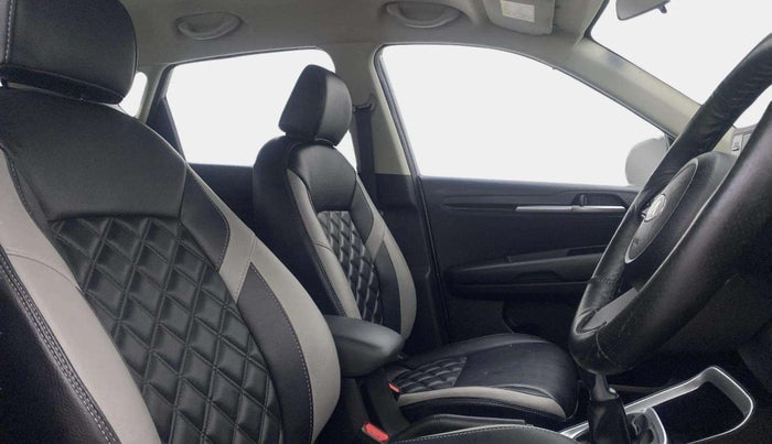 2020 KIA SONET HTK PLUS 1.0 IMT, Petrol, Manual, 7,957 km, Right Side Front Door Cabin