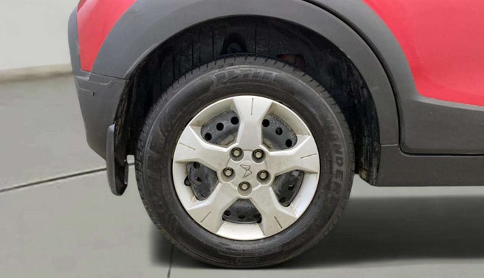 2024 Mahindra XUV 3XO MX3 1.2 L TCMPFi, Petrol, Manual, 38,458 km, Right Rear Wheel