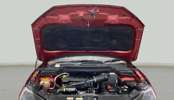 2024 Mahindra XUV 3XO MX3 1.2 L TCMPFi, Petrol, Manual, 38,458 km, Open Bonet