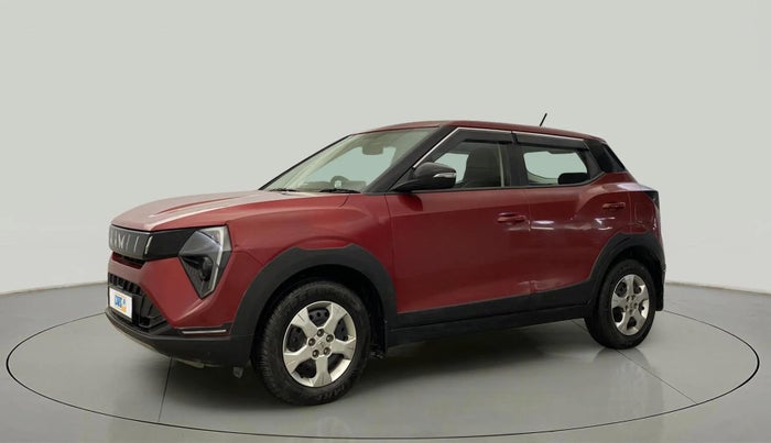 2024 Mahindra XUV 3XO MX3 1.2 L TCMPFi, Petrol, Manual, 38,458 km, Left Front Diagonal