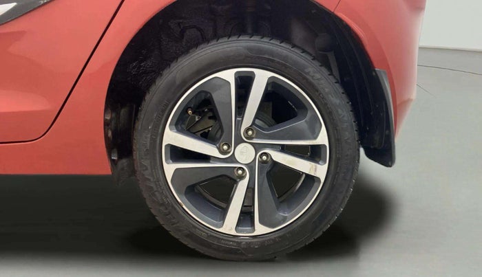 2021 Tata ALTROZ XZ PETROL, Petrol, Manual, 14,498 km, Left Rear Wheel