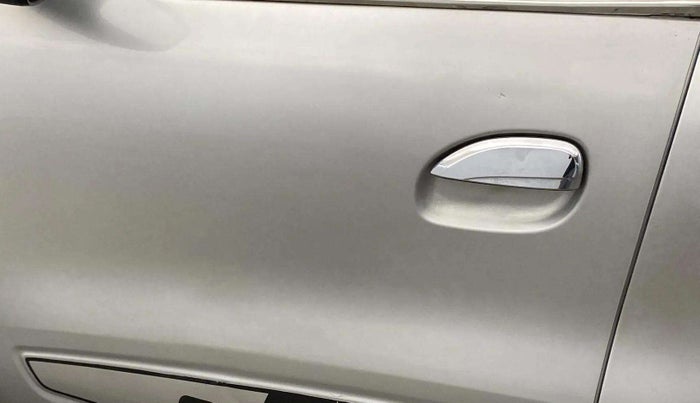 2018 Renault Kwid RXL, Petrol, Manual, 53,893 km, Front passenger door - Minor scratches