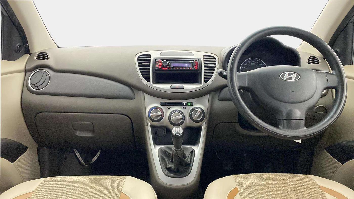 2014 Hyundai i10 MAGNA 1.1, Petrol, Manual, 53,361 km, Dashboard