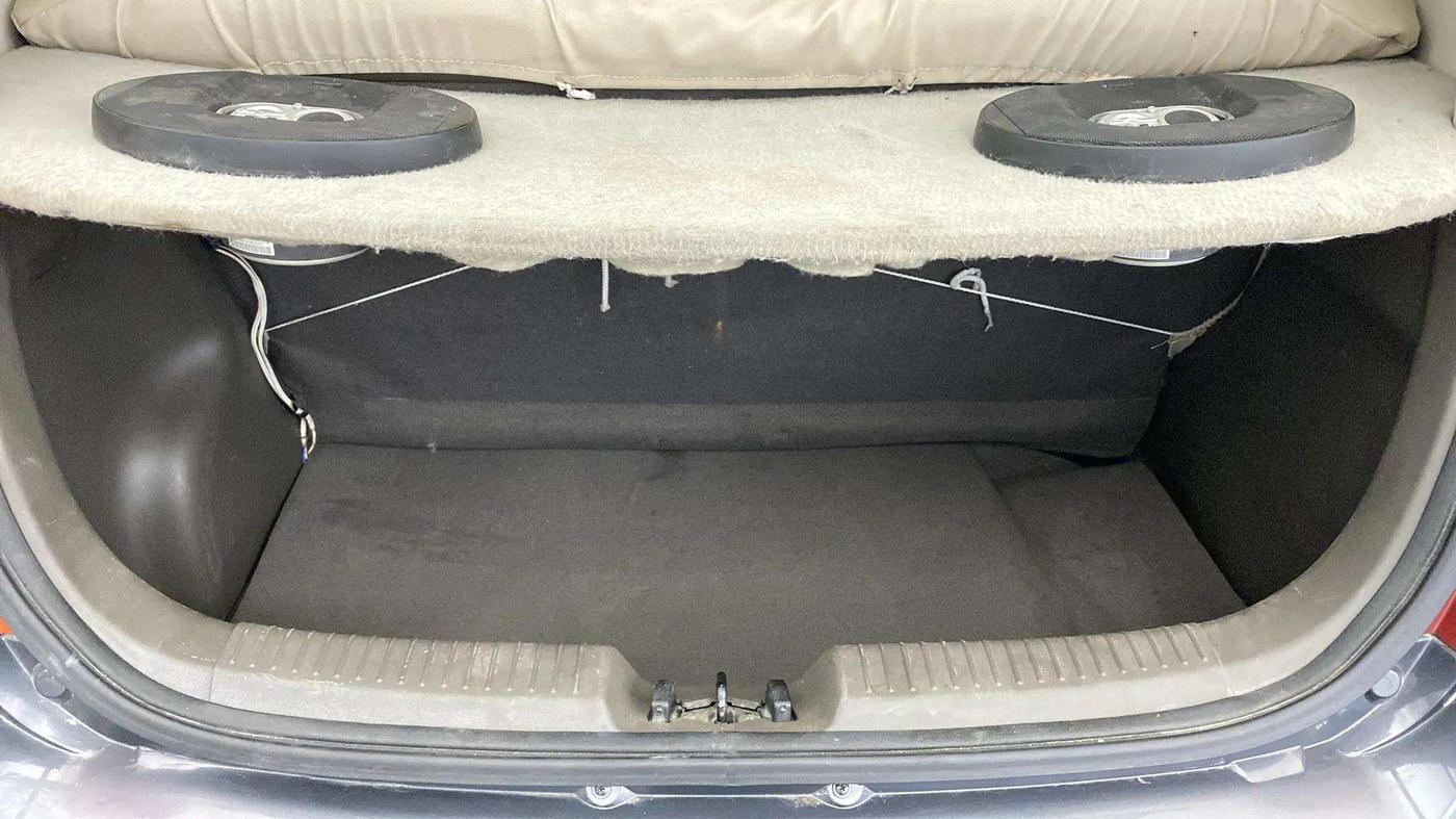 2014 Hyundai i10 MAGNA 1.1, Petrol, Manual, 53,361 km, Boot Inside
