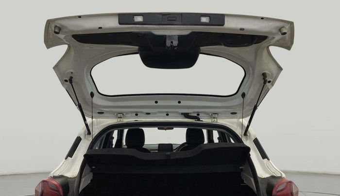 2022 Tata PUNCH ACCOMPLISHED MT, Petrol, Manual, 44,682 km, Boot Door Open