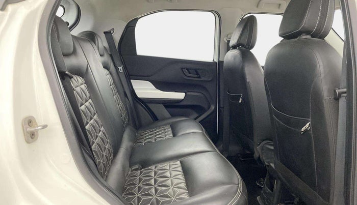 2022 Tata PUNCH ACCOMPLISHED MT, Petrol, Manual, 44,682 km, Right Side Rear Door Cabin