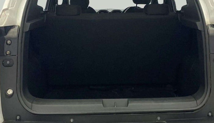 2022 Nissan MAGNITE XE, Petrol, Manual, 10,647 km, Boot Inside