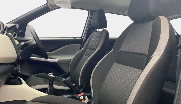 2022 Nissan MAGNITE XE, Petrol, Manual, 10,647 km, Right Side Front Door Cabin