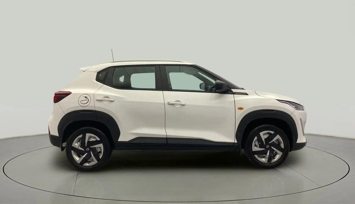2022 Nissan MAGNITE XE, Petrol, Manual, 10,647 km, Right Side View