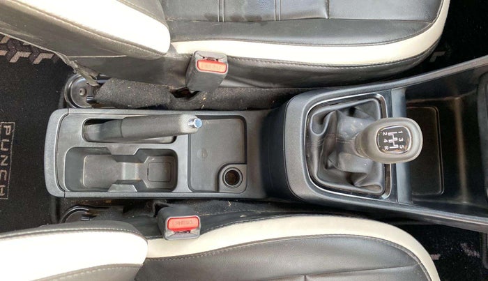 2023 Tata PUNCH ADVENTURE MT, Petrol, Manual, 15,476 km, Gear Lever