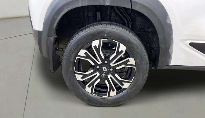 2022 Renault Kiger RXT (O) MT, Petrol, Manual, 25,426 km, Right Rear Wheel