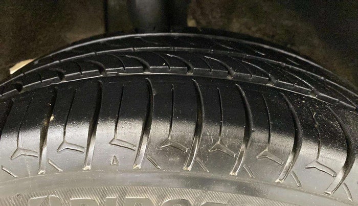 2020 Maruti Baleno DELTA PETROL 1.2, Petrol, Manual, 75,949 km, Right Rear Tyre Tread