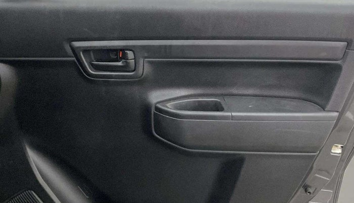 2021 Maruti S PRESSO VXI+, Petrol, Manual, 19,187 km, Driver Side Door Panels Control