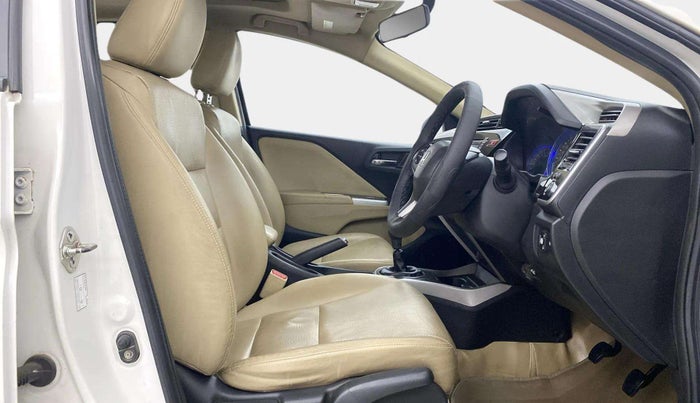 2016 Honda City 1.5L I-VTEC VX, CNG, Manual, 63,637 km, Right Side Front Door Cabin