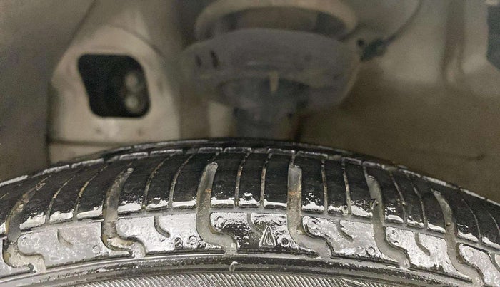 2021 Hyundai NEW SANTRO SPORTZ EXECUTIVE MT CNG, CNG, Manual, 72,745 km, Left Front Tyre Tread