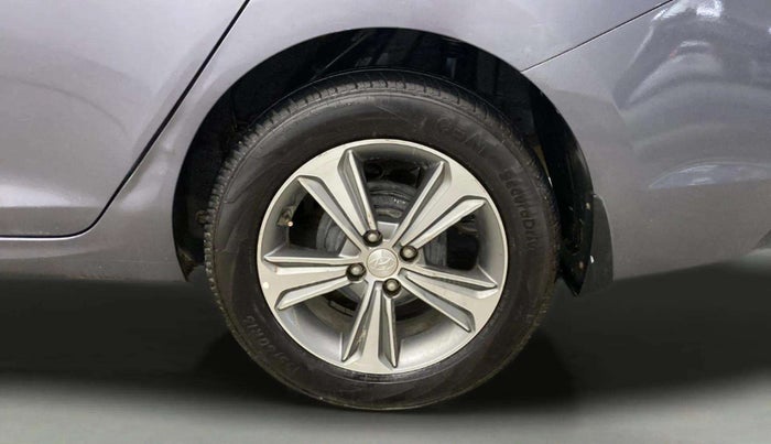 2018 Hyundai Verna 1.6 VTVT SX, Petrol, Manual, 87,063 km, Left Rear Wheel