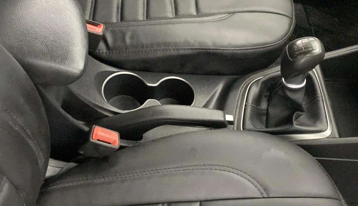 2018 Hyundai Verna 1.6 VTVT SX, Petrol, Manual, 87,063 km, Gear Lever
