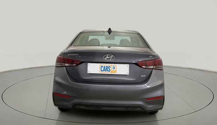 2018 Hyundai Verna 1.6 VTVT SX, Petrol, Manual, 87,063 km, Back/Rear
