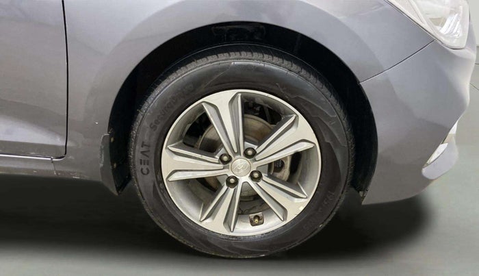 2018 Hyundai Verna 1.6 VTVT SX, Petrol, Manual, 87,063 km, Right Front Wheel