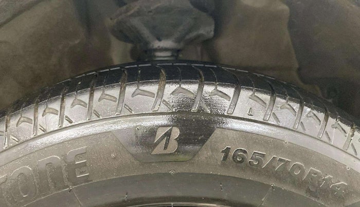 2017 Maruti Celerio VXI AMT (O), CNG, Automatic, 66,762 km, Right Front Tyre Tread