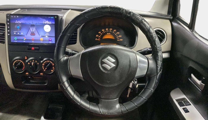 2014 Maruti Wagon R 1.0 LXI CNG, CNG, Manual, 47,670 km, Steering Wheel Close Up