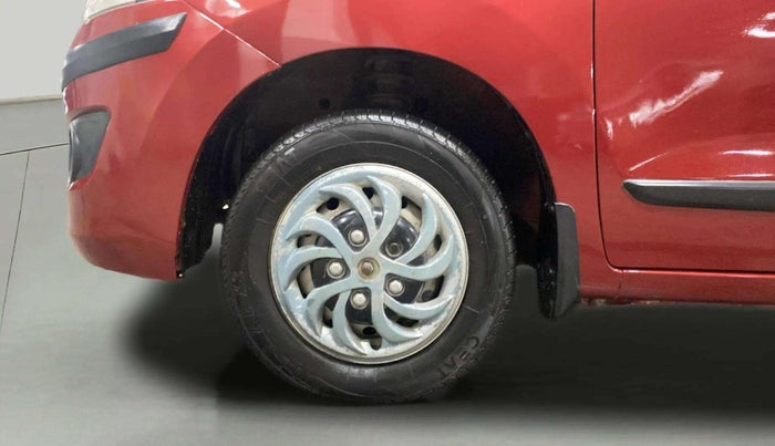 2014 Maruti Wagon R 1.0 LXI CNG, CNG, Manual, 47,670 km, Left Front Wheel