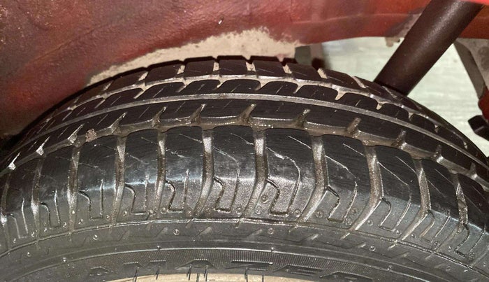 2014 Maruti Wagon R 1.0 LXI CNG, CNG, Manual, 47,670 km, Left Rear Tyre Tread