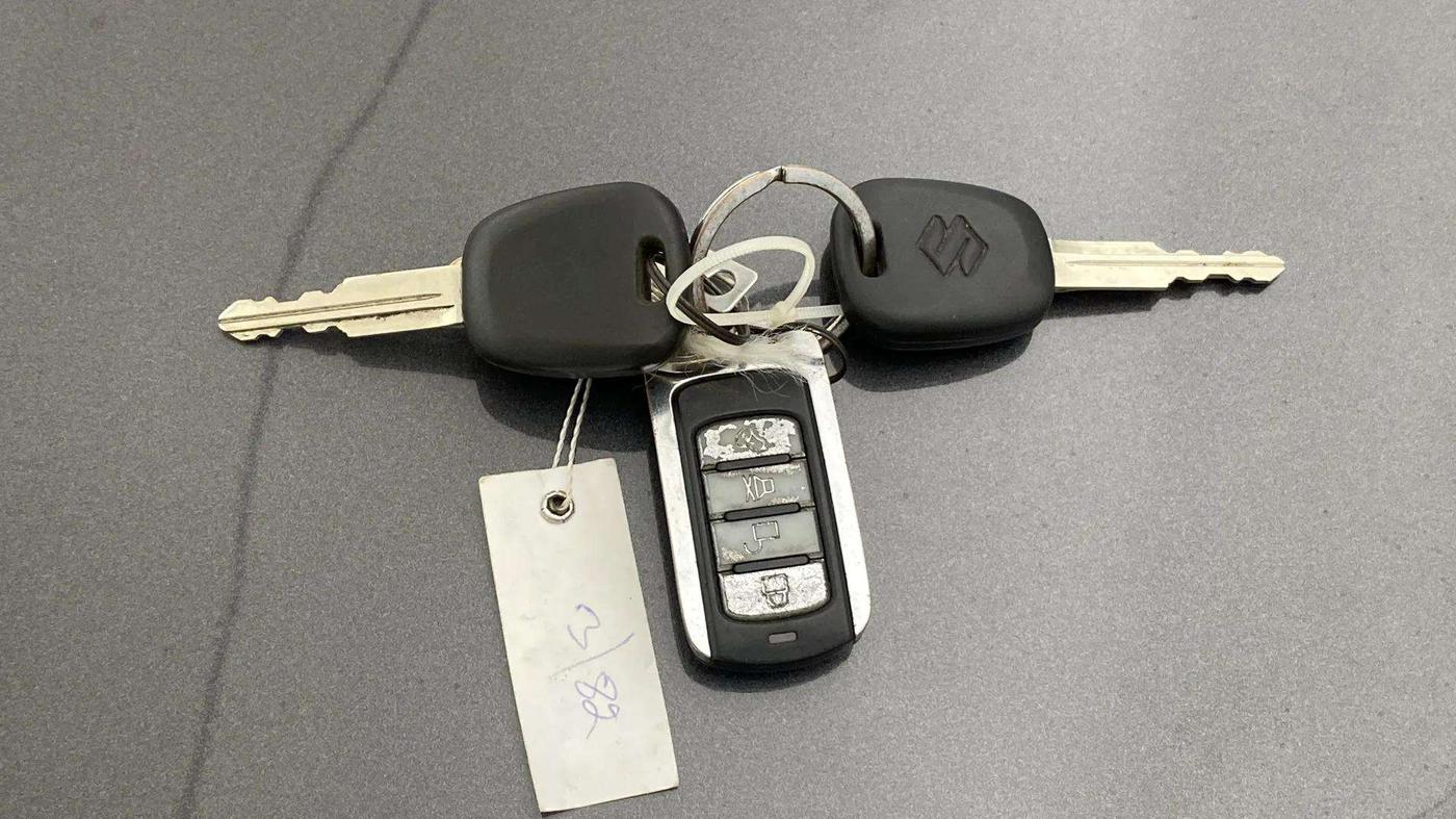 2021 Maruti Alto LXI O, Petrol, Manual, 13,070 km, Key Close Up