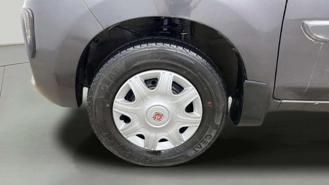 2021 Maruti Alto LXI O, Petrol, Manual, 13,070 km, Left Front Wheel