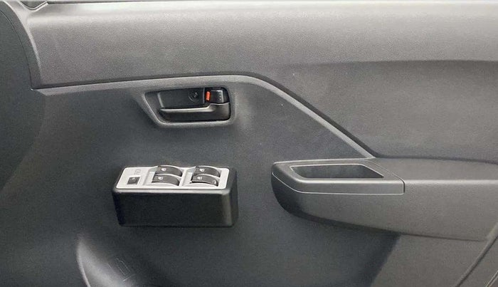 2024 Maruti Alto K10 LXI, Petrol, Manual, 6,173 km, Driver Side Door Panels Control