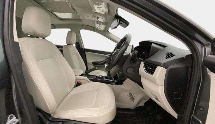2022 Tata NEXON XZ PLUS (O) PETROL, Petrol, Manual, 10,008 km, Right Side Front Door Cabin