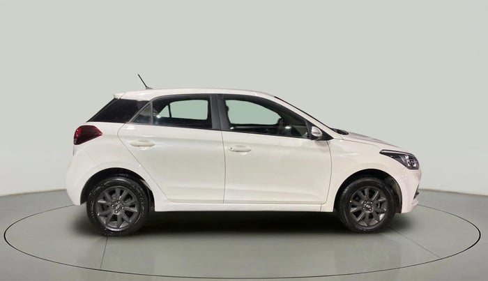 2019 Hyundai Elite i20 SPORTZ PLUS 1.2, Petrol, Manual, 18,617 km, Right Side View
